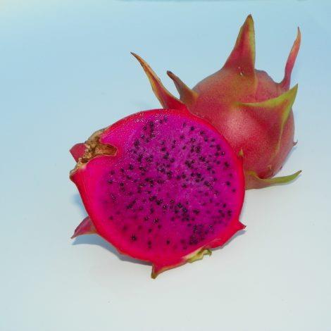 Amerikan Beauty Cinsi Pitaya Ejder Meyvesi Fidanı